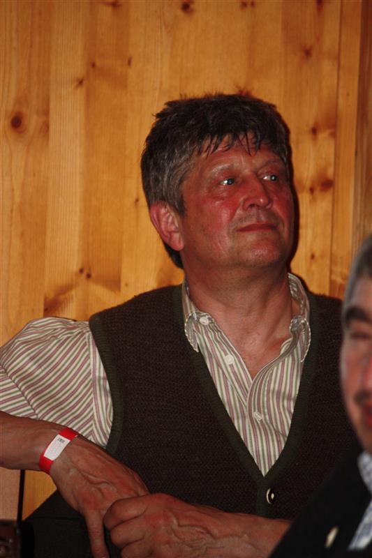 533x800 pixels (64K)