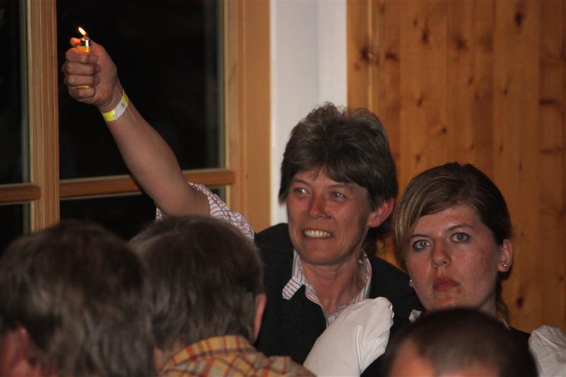 800x533 pixels (38K)