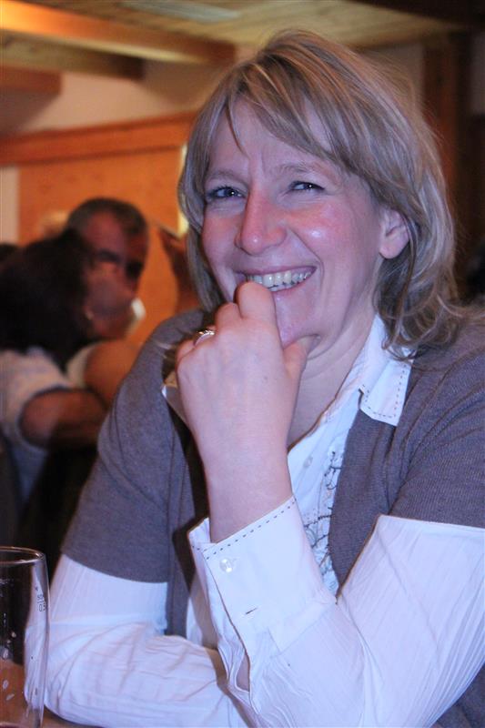 533x800 pixels (63K)