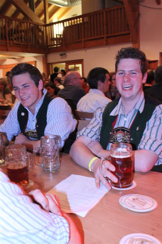 533x800 pixels (82K)