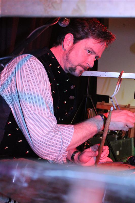 533x800 pixels (74K)