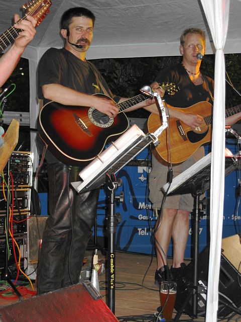 480x640 pixels (69K)