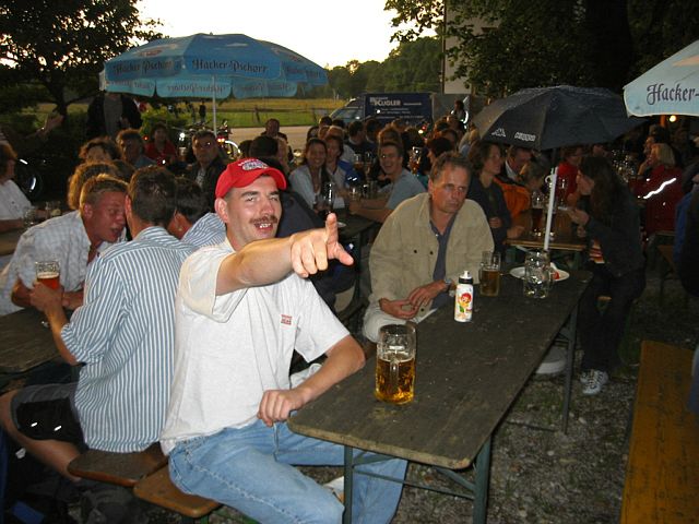 640x480 pixels (63K)