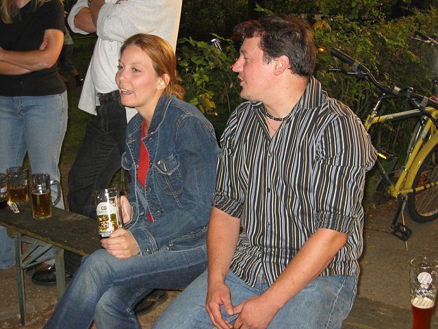 640x480 pixels (76K)