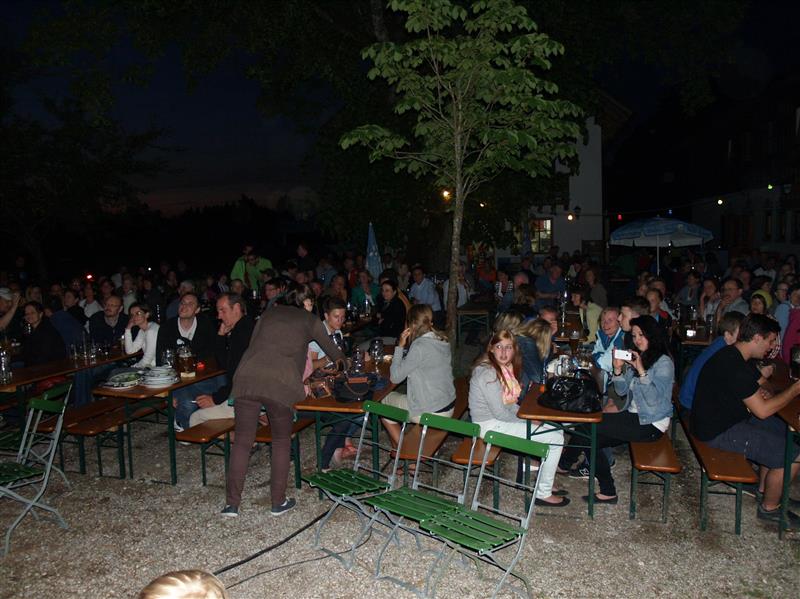 800x599 pixels (78K)