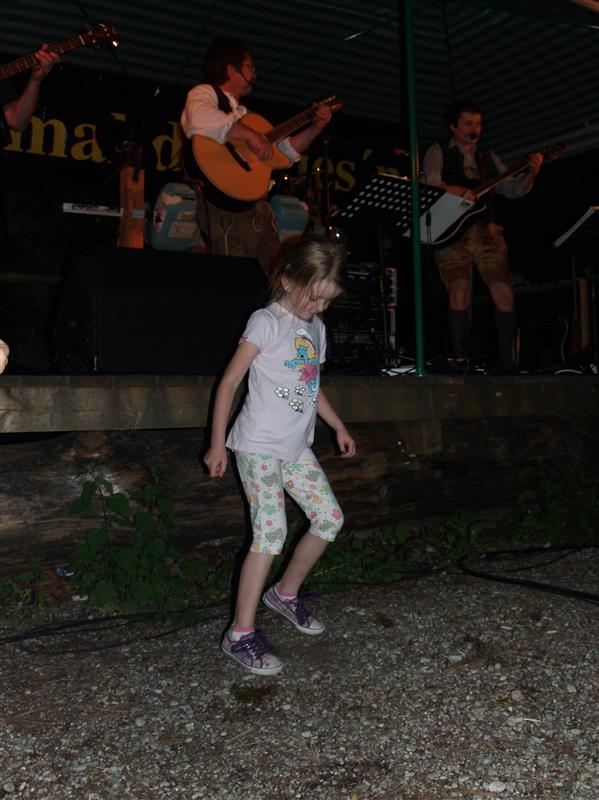 599x800 pixels (65K)