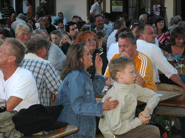 640x480 pixels (224K)