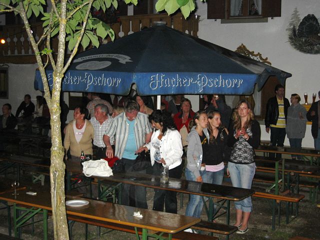 640x480 pixels (239K)