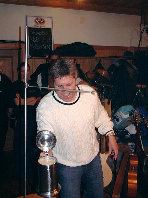 480x640 pixels (239K)