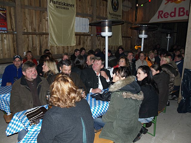 640x480 pixels (262K)