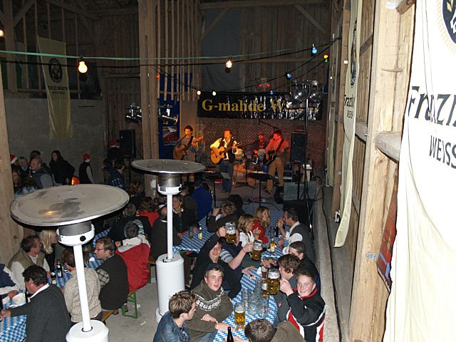 640x480 pixels (274K)