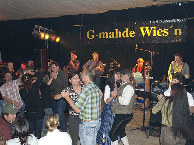 640x480 pixels (285K)