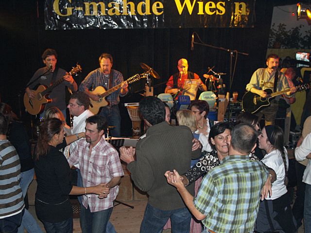 640x480 pixels (270K)