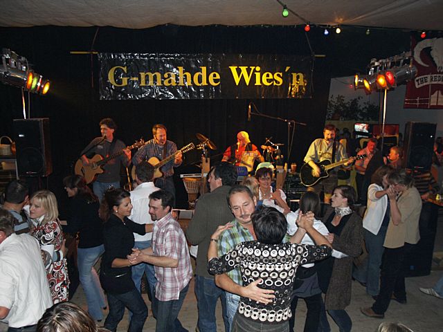 640x480 pixels (263K)