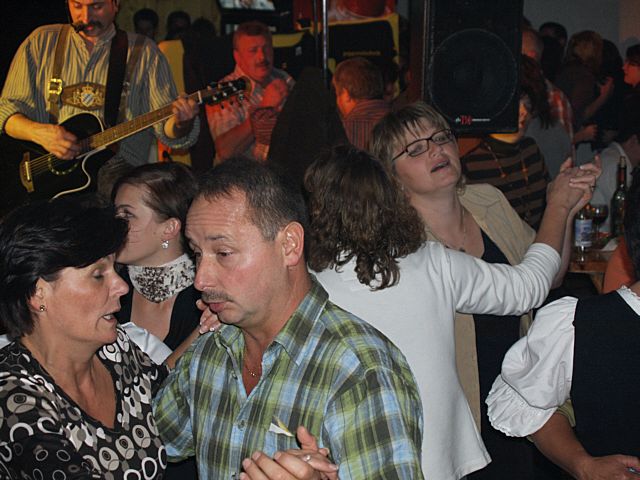 640x480 pixels (240K)