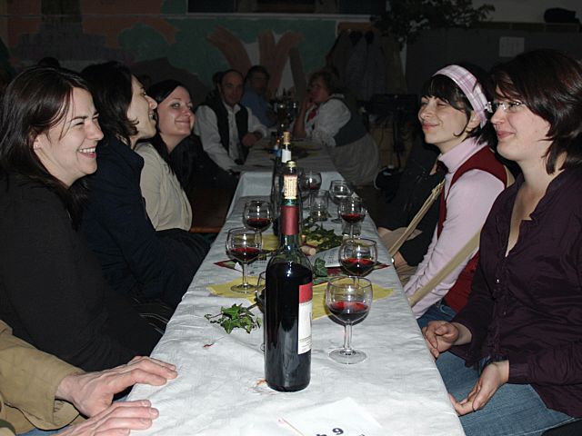 640x480 pixels (183K)