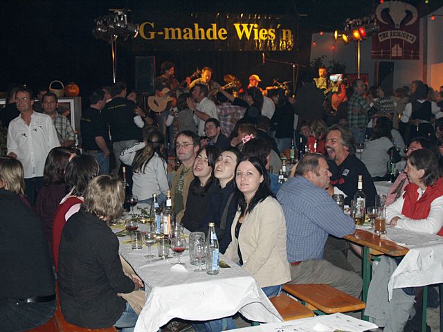 640x480 pixels (270K)