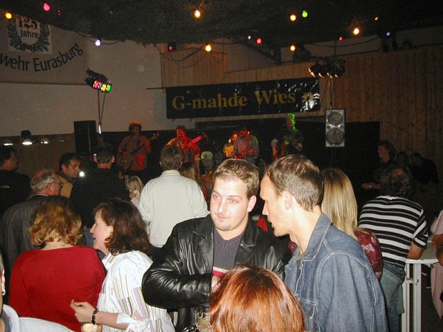 616x455 pixels (237K)