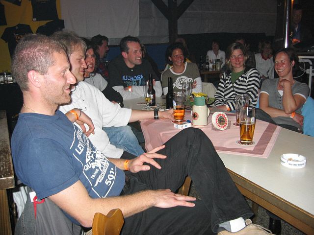 640x480 pixels (215K)