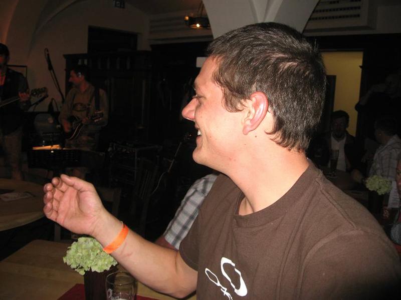 800x599 pixels (50K)