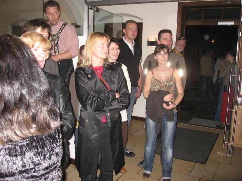 800x599 pixels (81K)