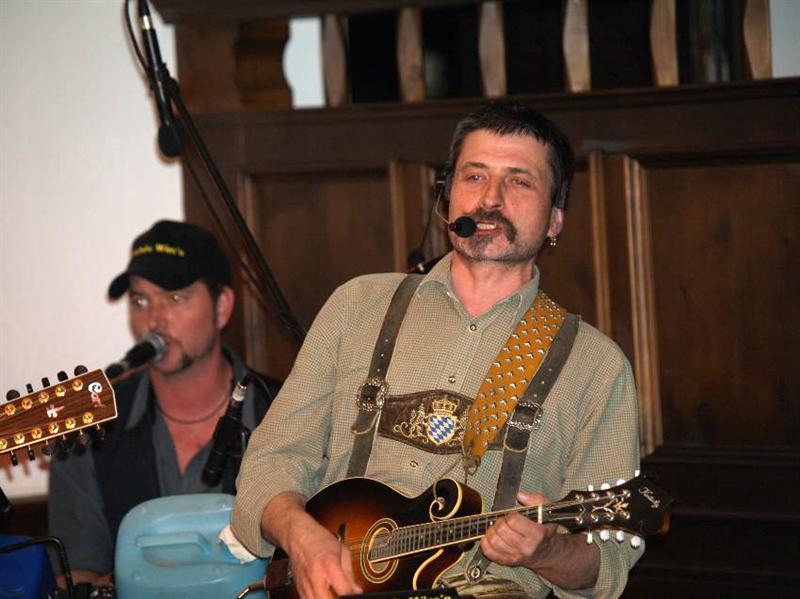 800x599 pixels (60K)