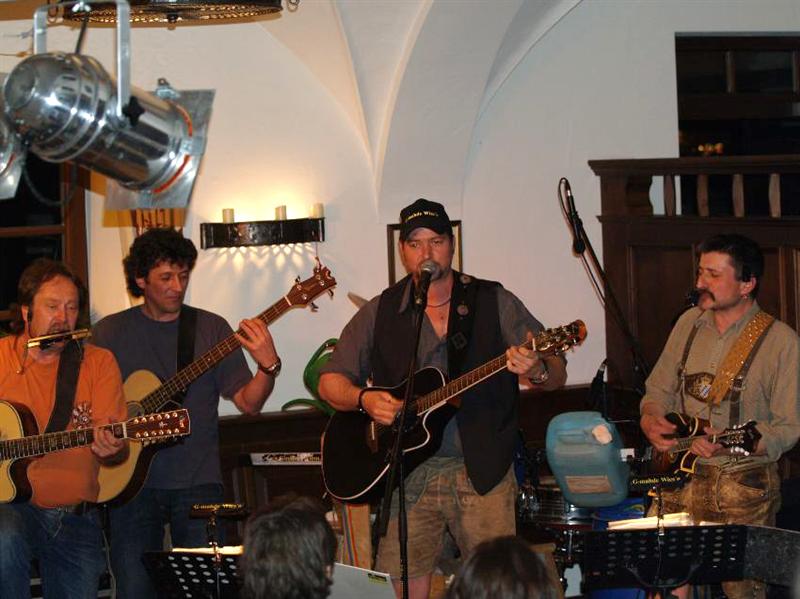 800x599 pixels (65K)