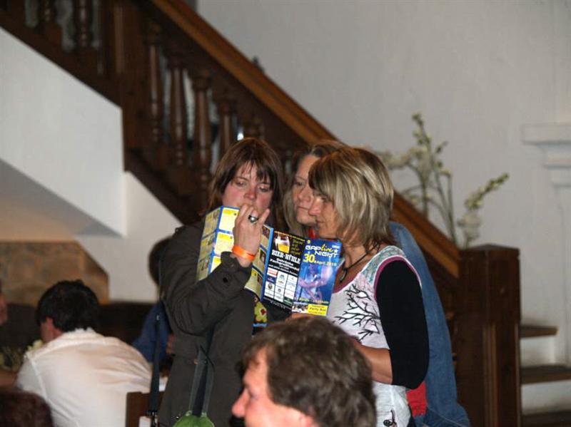 800x599 pixels (47K)