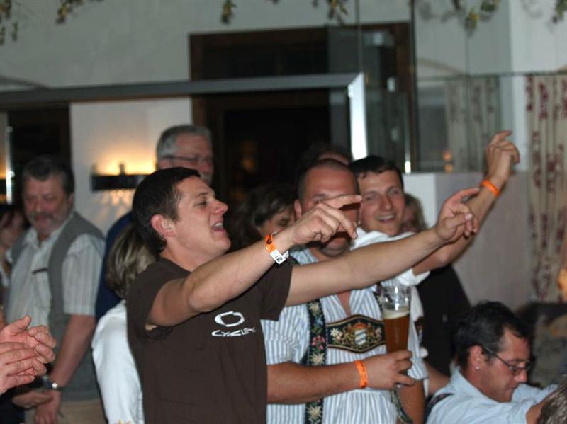 800x599 pixels (50K)