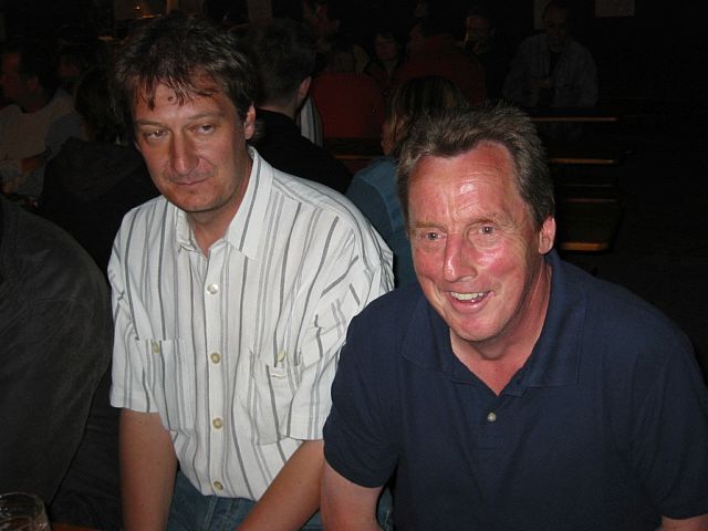 640x480 pixels (145K)