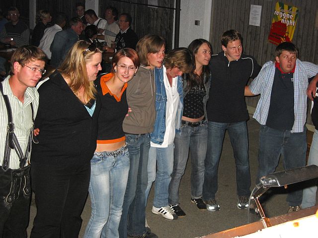 640x480 pixels (244K)