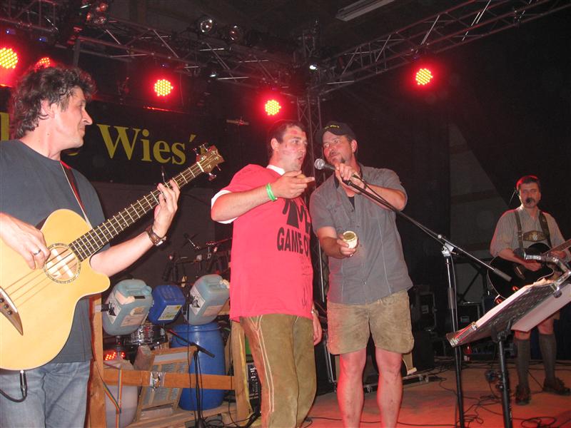 800x600 pixels (81K)