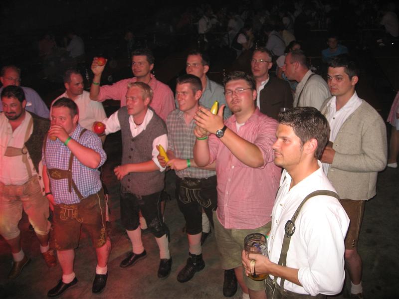 800x600 pixels (69K)