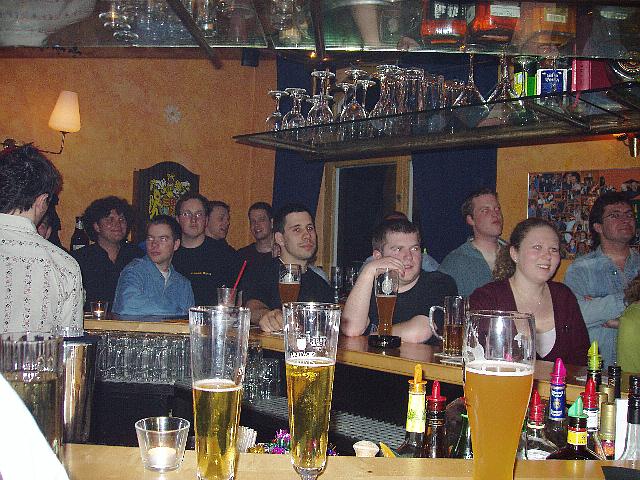 640x480 pixels (84K)