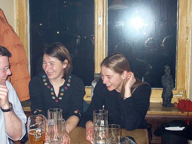 640x480 pixels (72K)