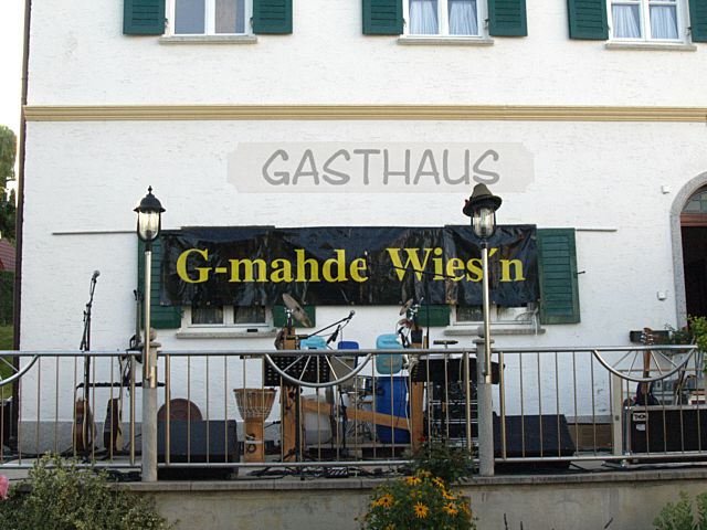 640x480 pixels (69K)