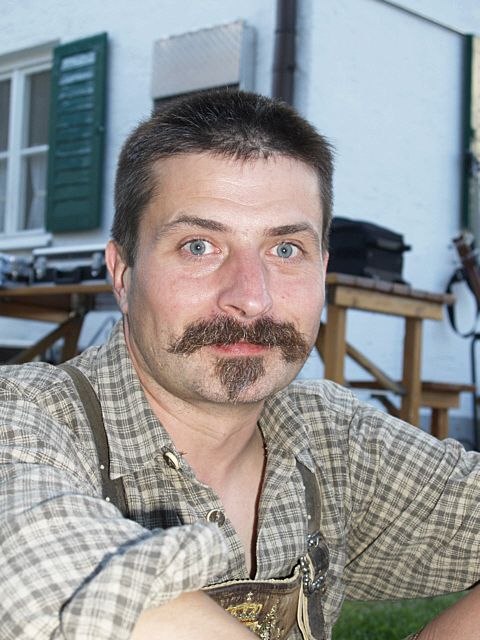 480x640 pixels (67K)