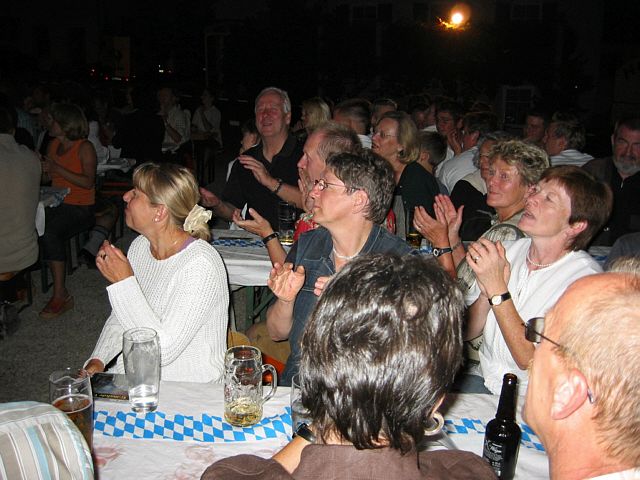 640x480 pixels (66K)