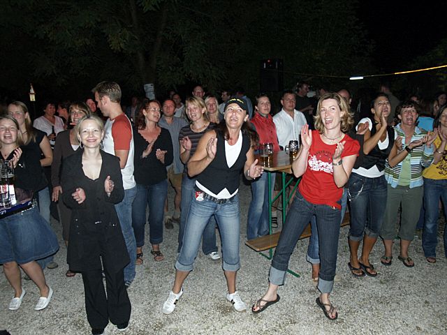 640x480 pixels (77K)