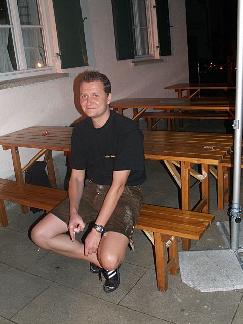 480x640 pixels (60K)