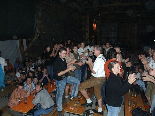 640x480 pixels (187K)