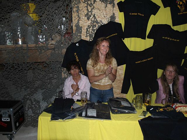 640x480 pixels (185K)