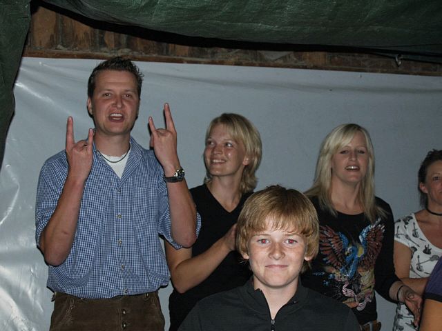 640x480 pixels (161K)