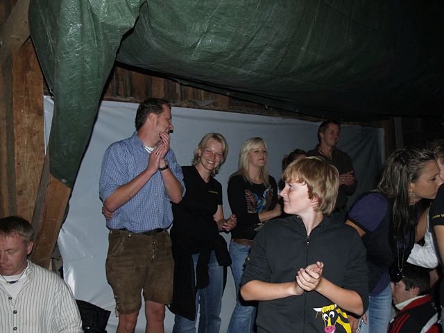 640x480 pixels (156K)