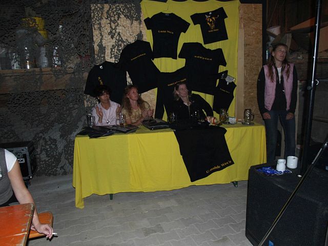 640x480 pixels (169K)