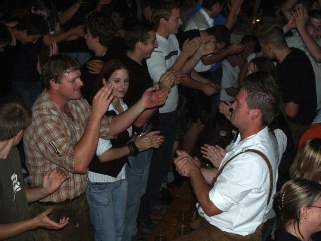 640x480 pixels (152K)