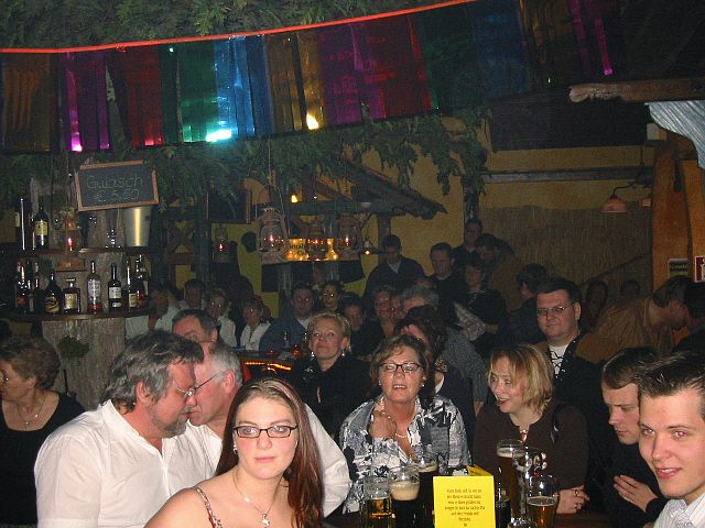 640x480 pixels (281K)