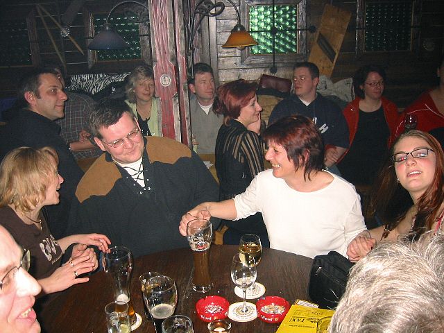 640x480 pixels (287K)