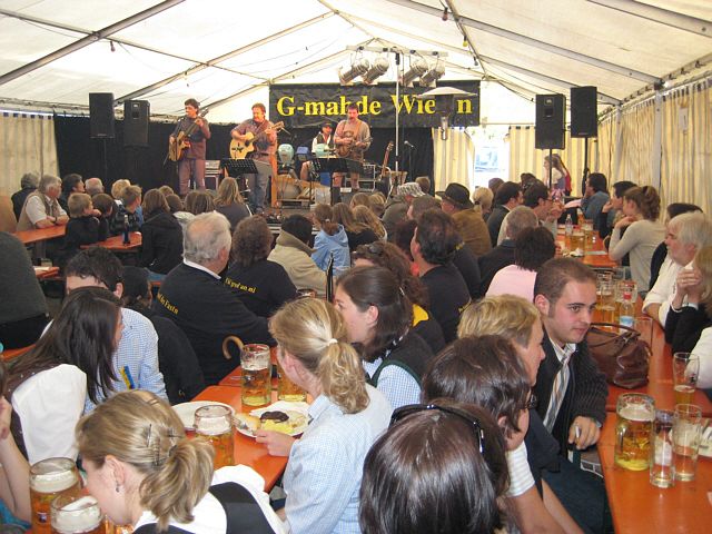 640x480 pixels (290K)