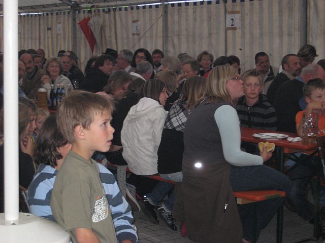 640x480 pixels (223K)